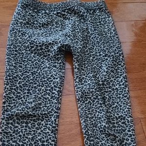 Girl's pants size 5/6 by the Children's Place